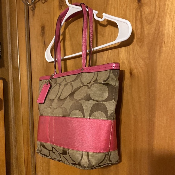Coach Purse - Picture 6 of 15